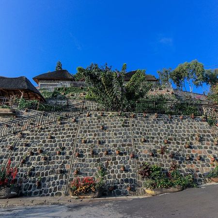 Hakuna Matata Lodge Жизени Екстериор снимка