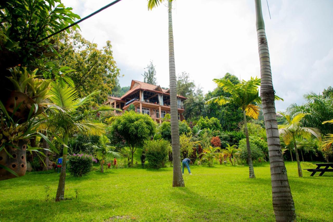 Hakuna Matata Lodge Жизени Екстериор снимка