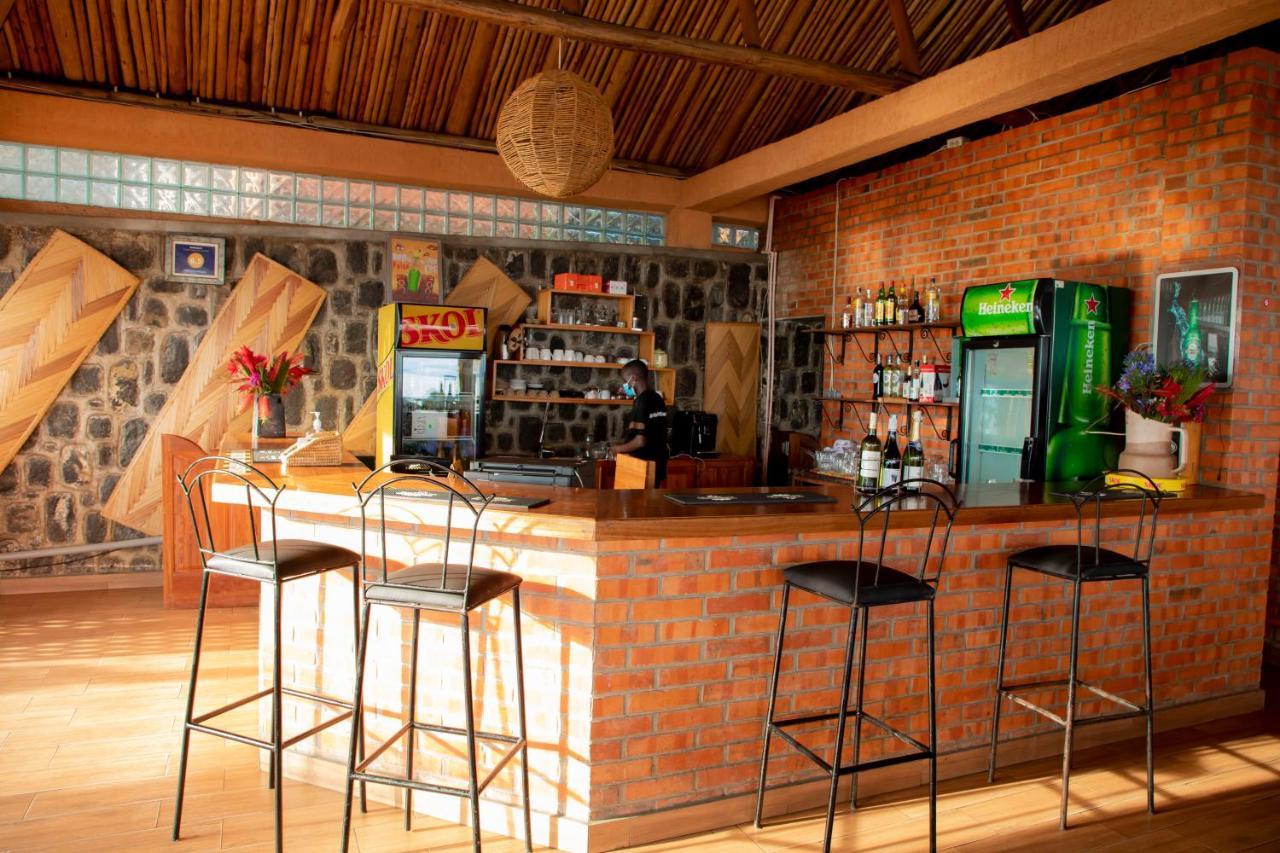 Hakuna Matata Lodge Жизени Екстериор снимка
