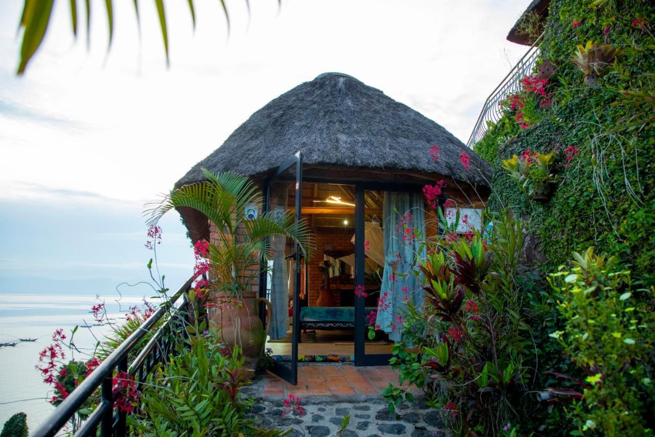 Hakuna Matata Lodge Жизени Екстериор снимка